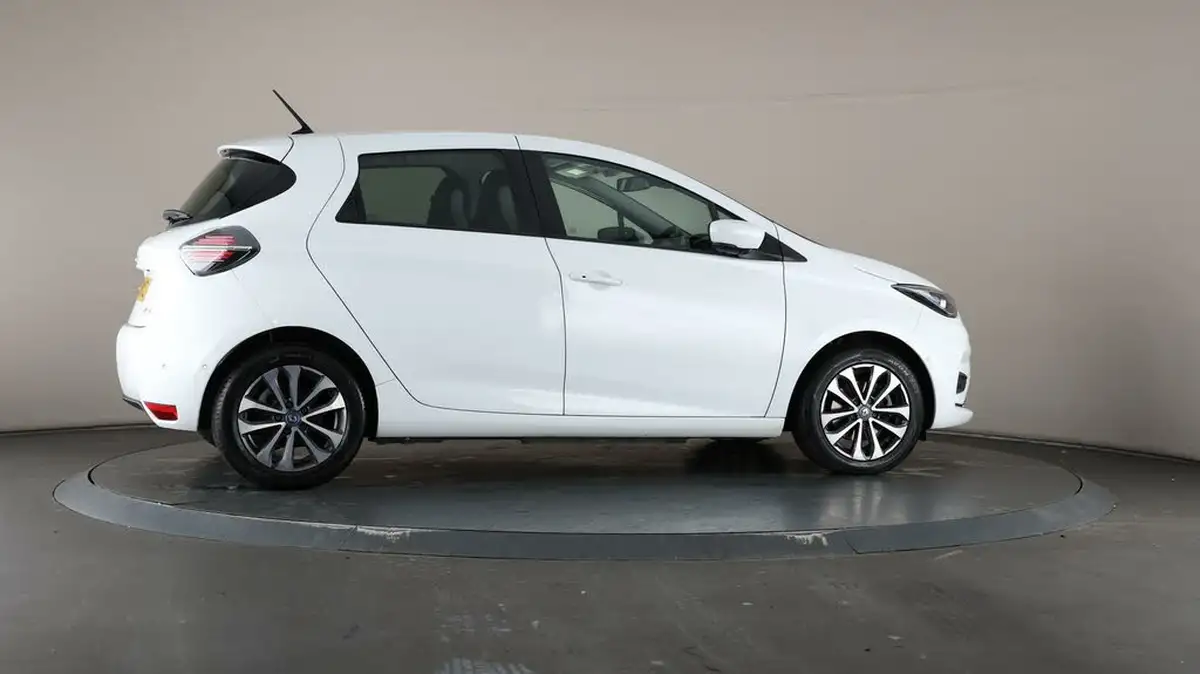 2020-renault-zoe-e-i-gt-line-rapid-charge-big-62