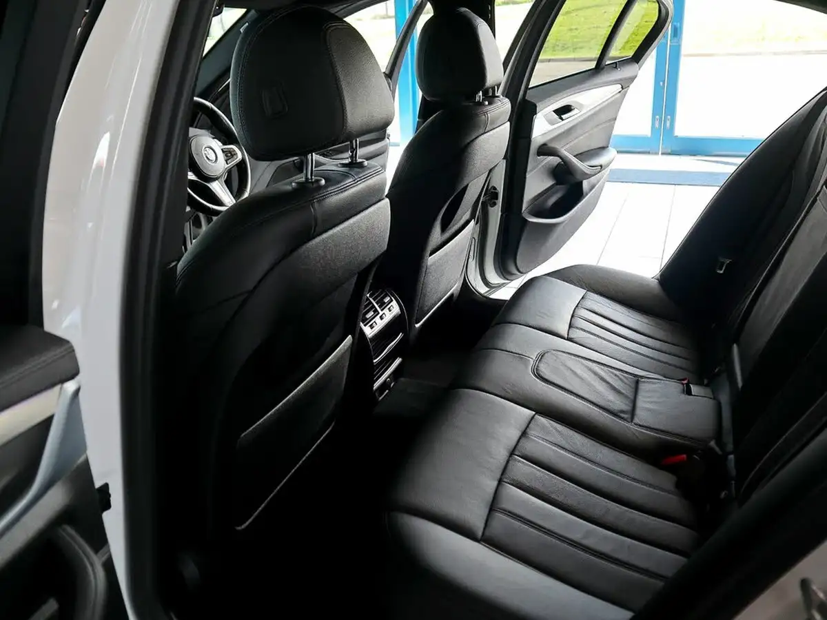 2019-bmw-5-series-20td-520d-m-sport-190bhp-plus-pack-saloon-4d-big-19