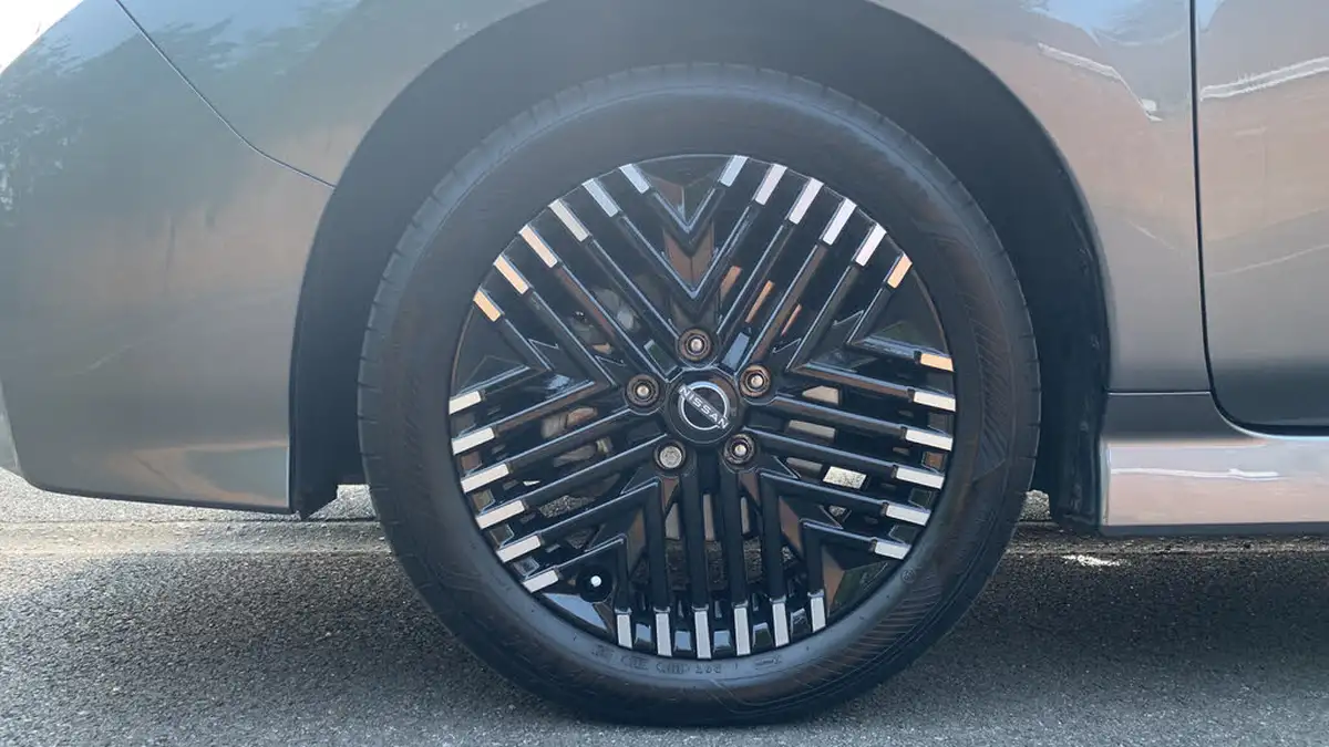 2022-nissan-leaf-e-n-connecta-39kwh-big-16