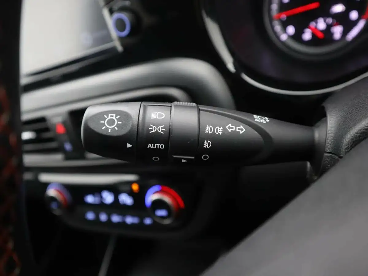 2022-hyundai-i10-10-t-gdi-n-line-big-28
