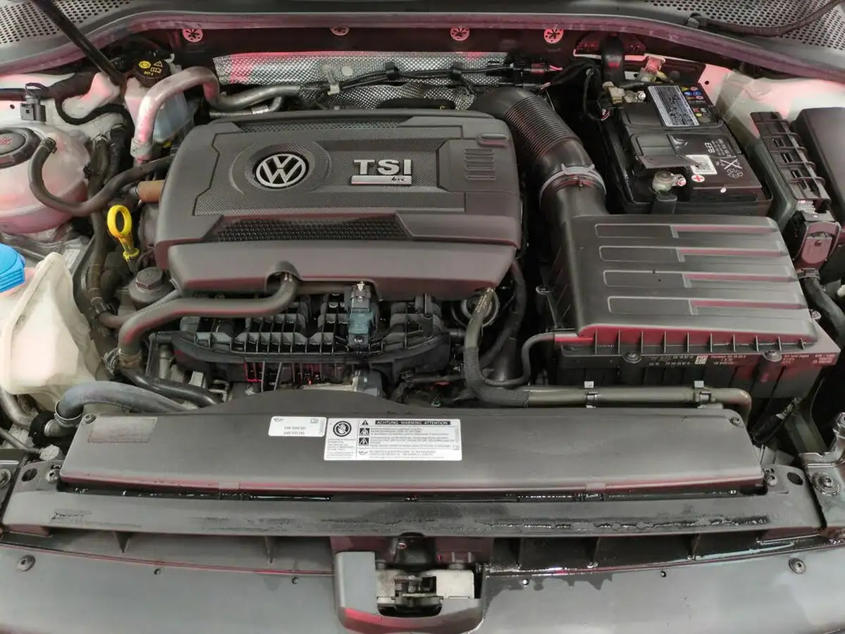 2019-volkswagen-golf-20-tsi-r-300ps-estate-5d-dsg-big-41
