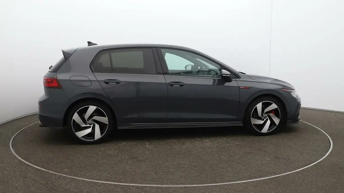2022-volkswagen-golf-20-tsi-gti-dsg-big-44