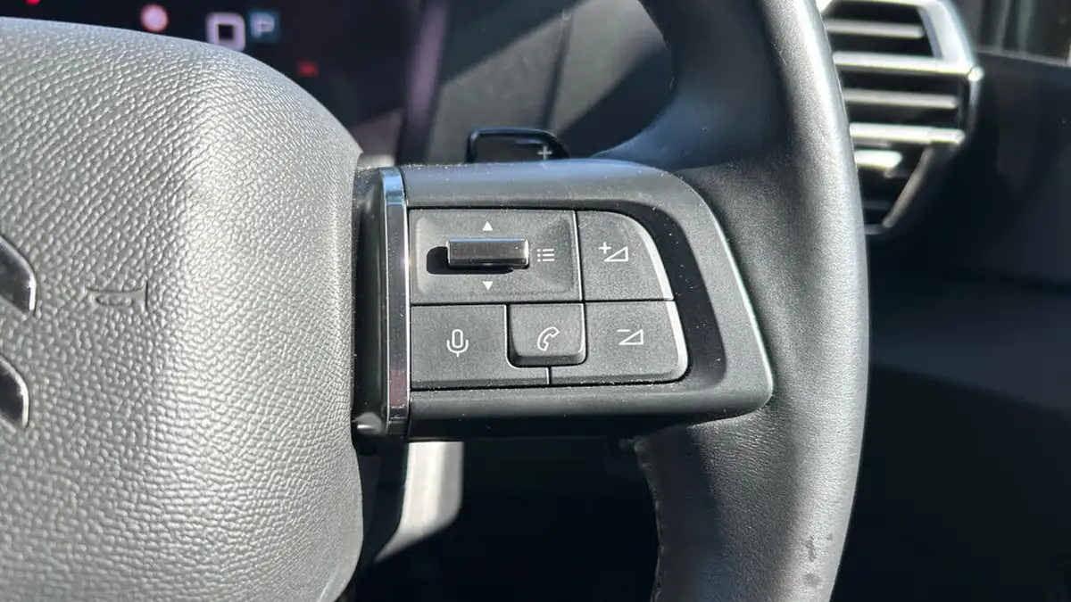 2022-citroen-c4-12-puretech-shine-plus-155ps-big-23