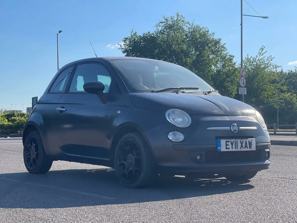 2011-fiat-500-09-matt-black-dualogic-big-11