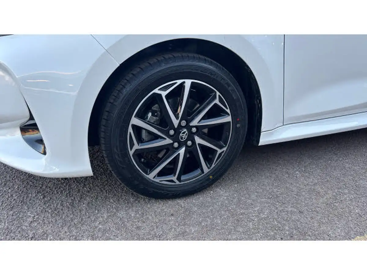 2022-toyota-yaris-15-vvt-i-design-big-24