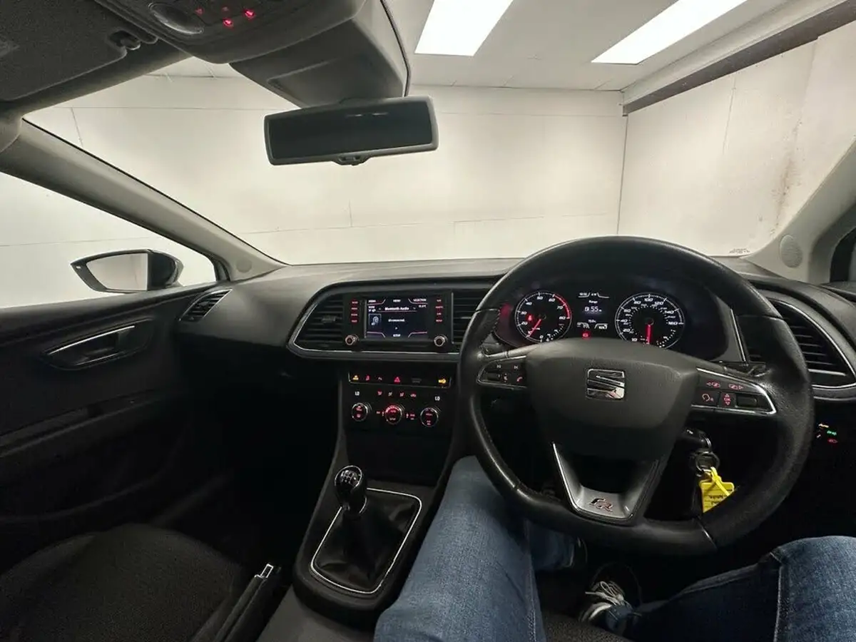 2013-seat-leon-18-fr-tech-pack-ss-sportcoupe-3d-big-20