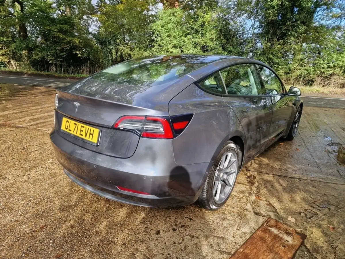 2021-tesla-model-3-e-standard-plus-big-13