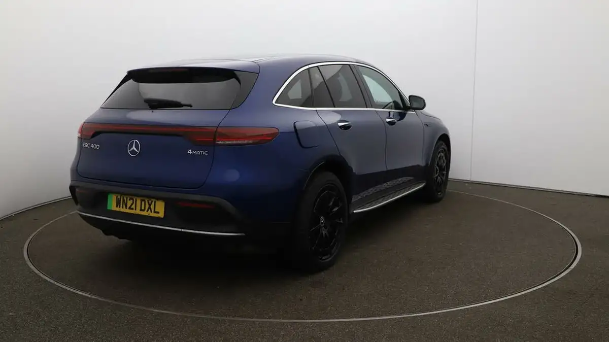 2021-mercedes-benz-eqc-e-eqc-400-amg-line-big-54