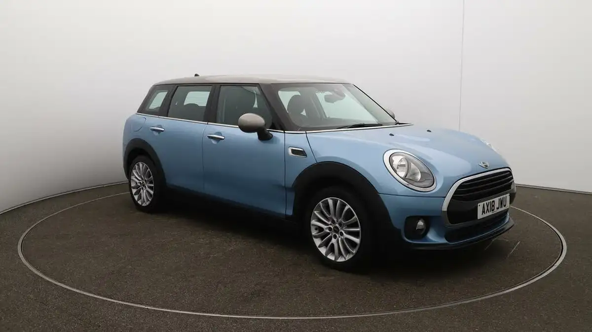 2018-mini-clubman-15-cooper-ss-big-40