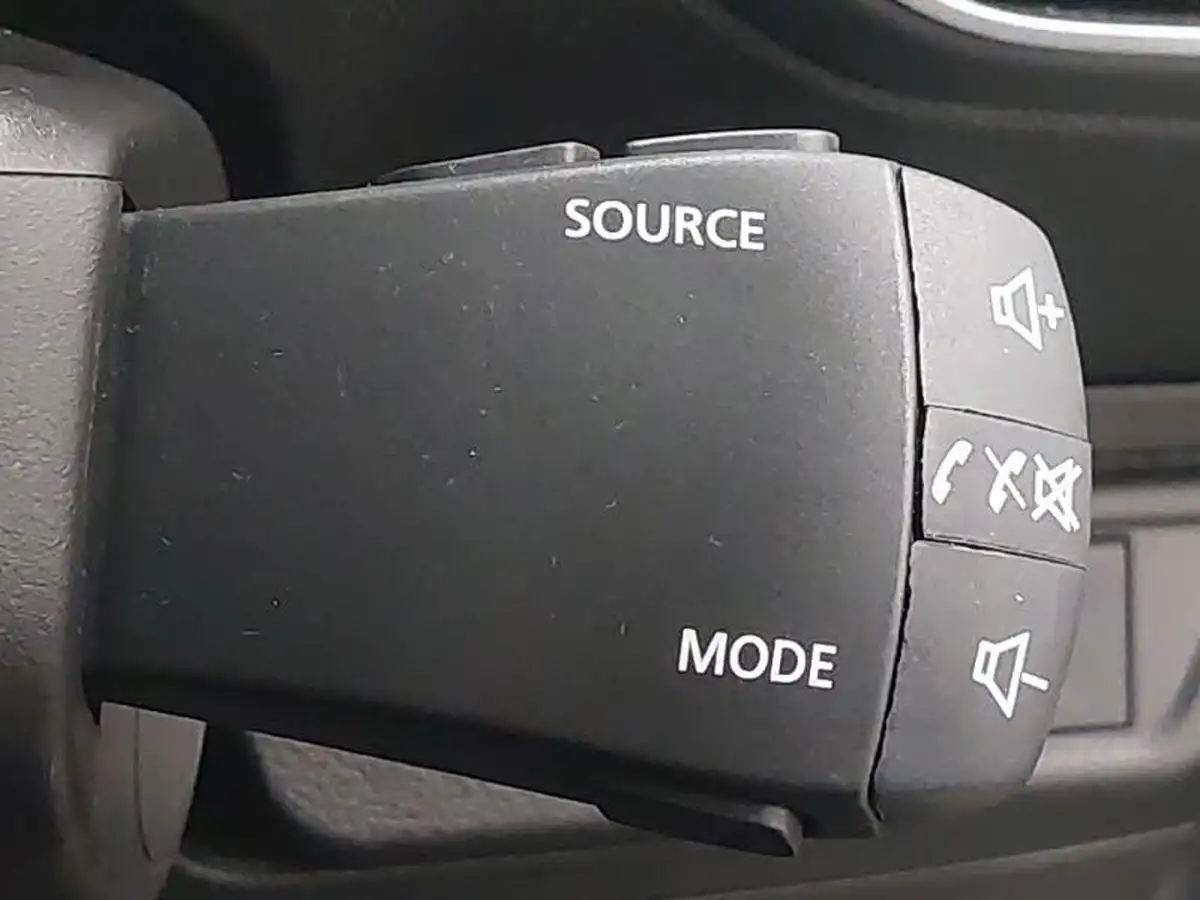 2023-dacia-sandero-stepway-10-tce-essential-90bhp-big-14