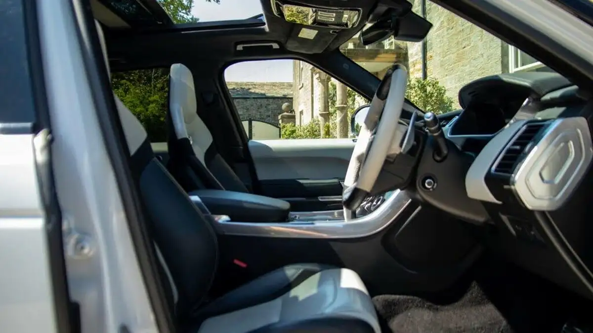 2021-land-rover-range-rover-sport-50-v8-p575-svr-carbon-edition-big-28