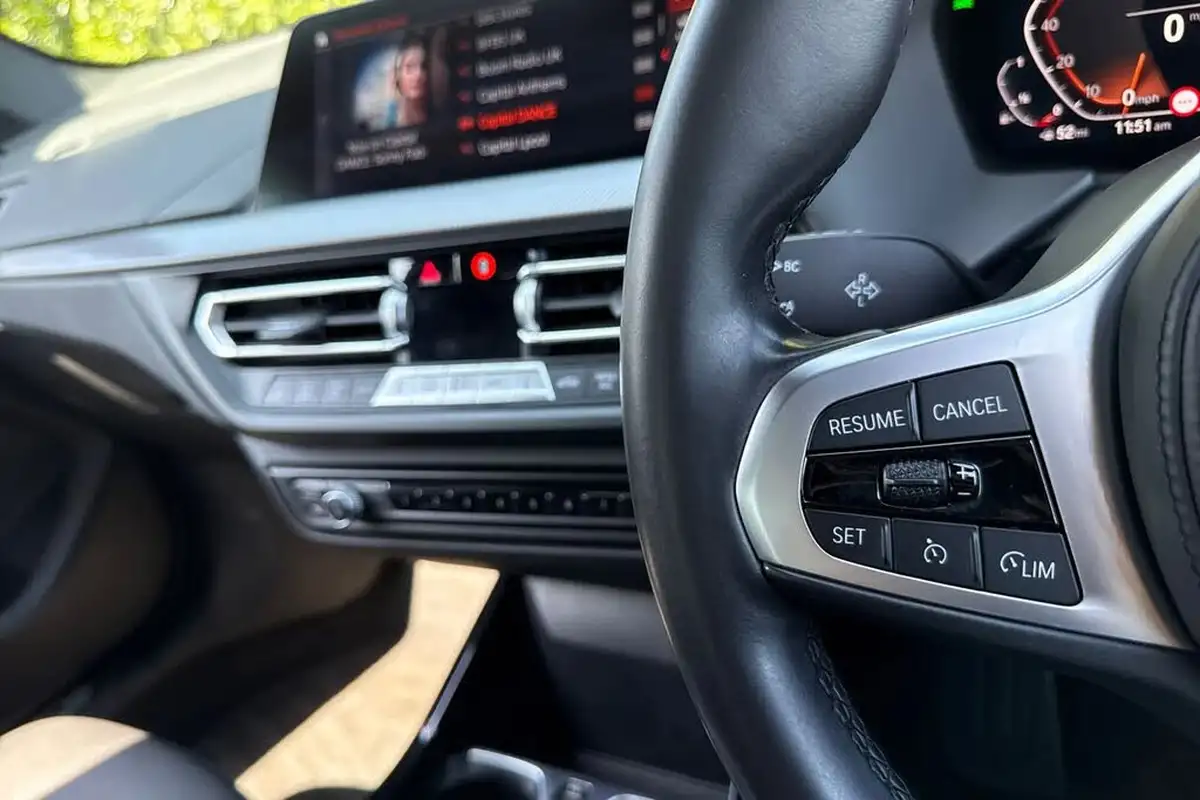 2022-bmw-2-series-15-218i-sport-lcp-coupe-4d-dct-big-39