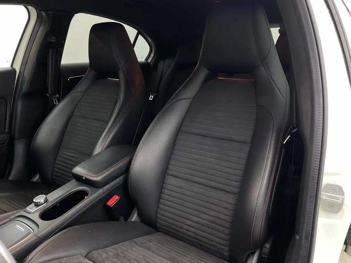 2017-mercedes-benz-a-class-21d-a200d-amg-line-premiumss-7g-dct-big-7