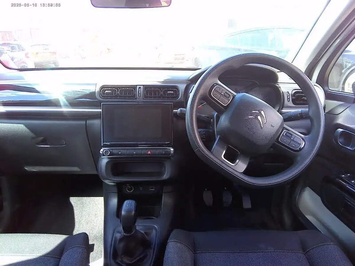 2017-citroen-c3-12-puretech-flair-82ps-big-6