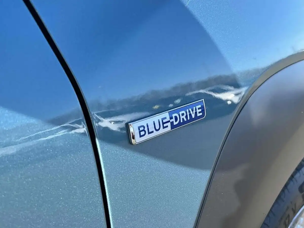 2020-hyundai-kona-e-premium-204ps-big-9