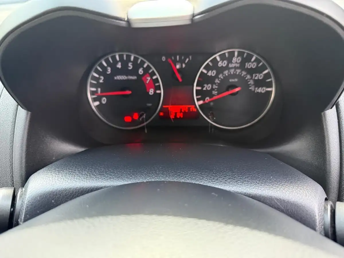 2011-nissan-note-16-tekna-auto-big-19