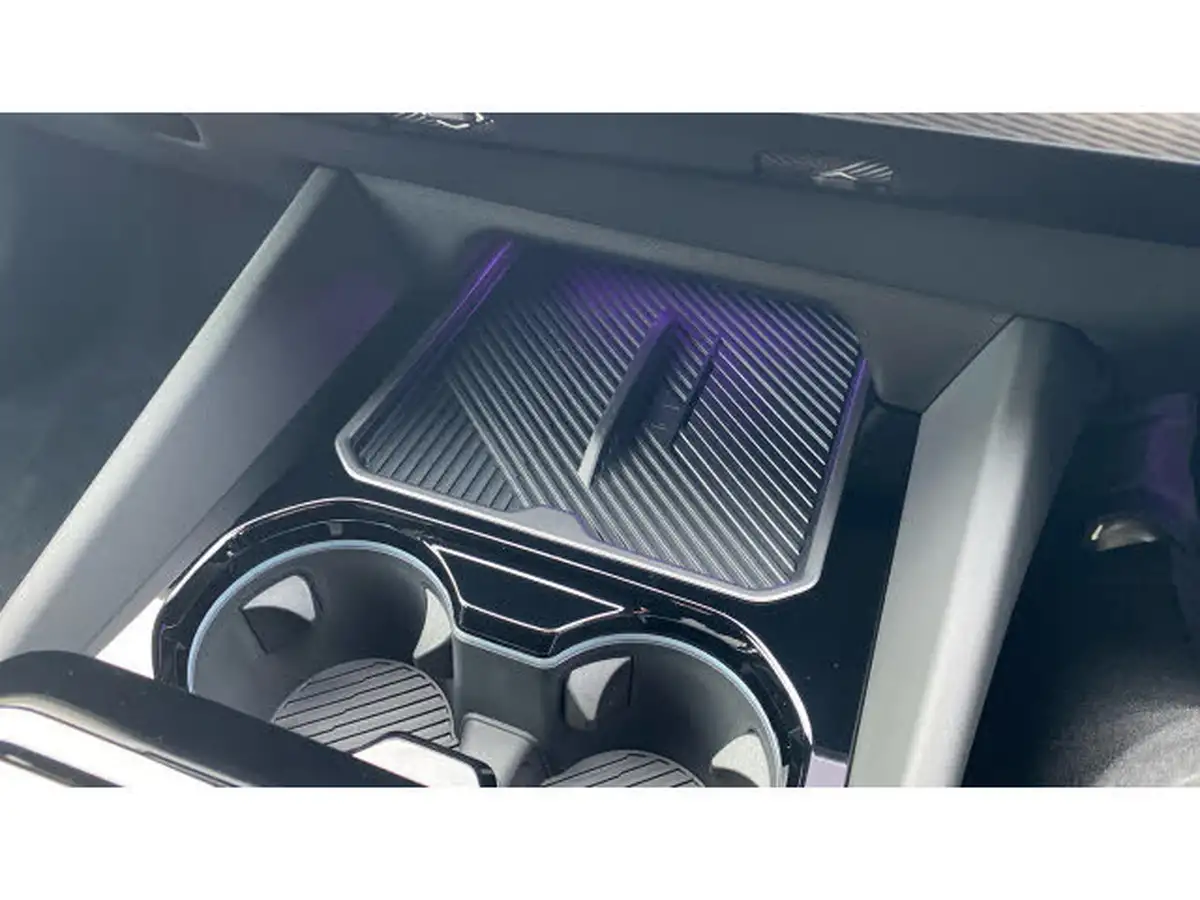 2025-bmw-5-series-20-530e-m-sport-touring-5d-big-46