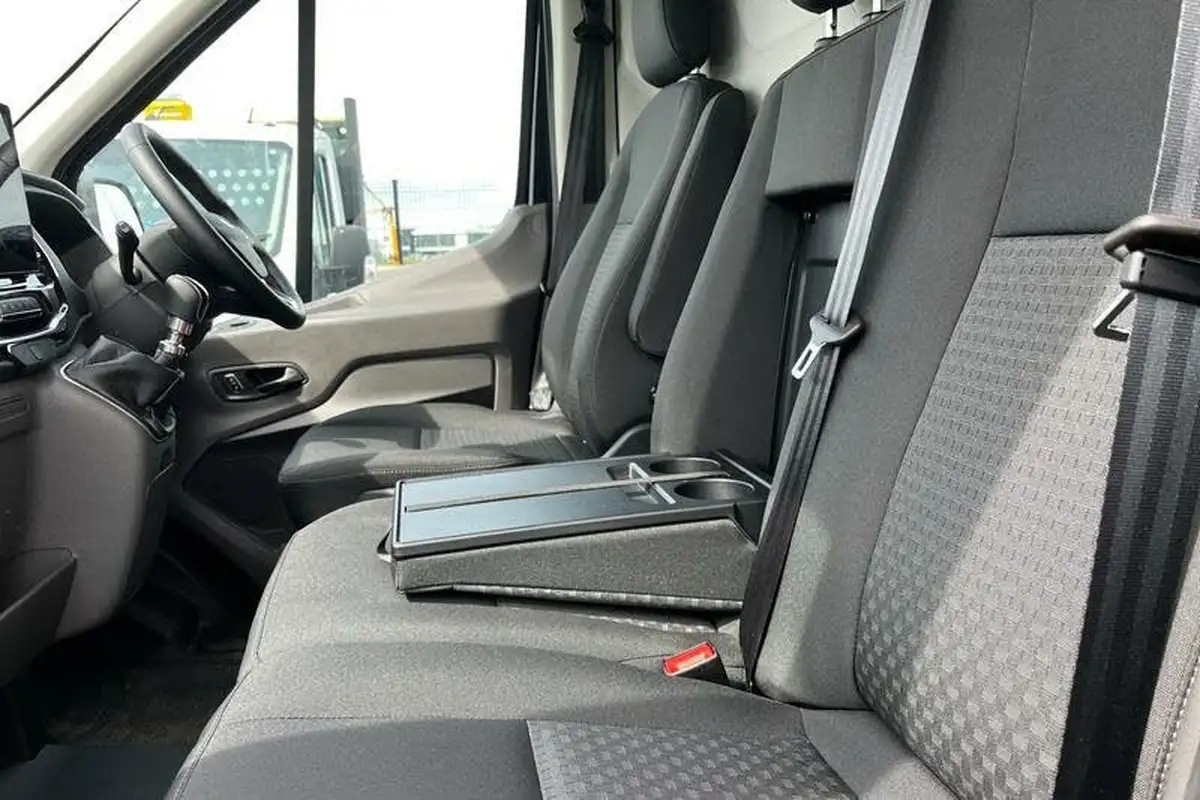 2024-ford-transit-20tdci-350-l4h3-leader-170pseu6d-panel-van-big-7