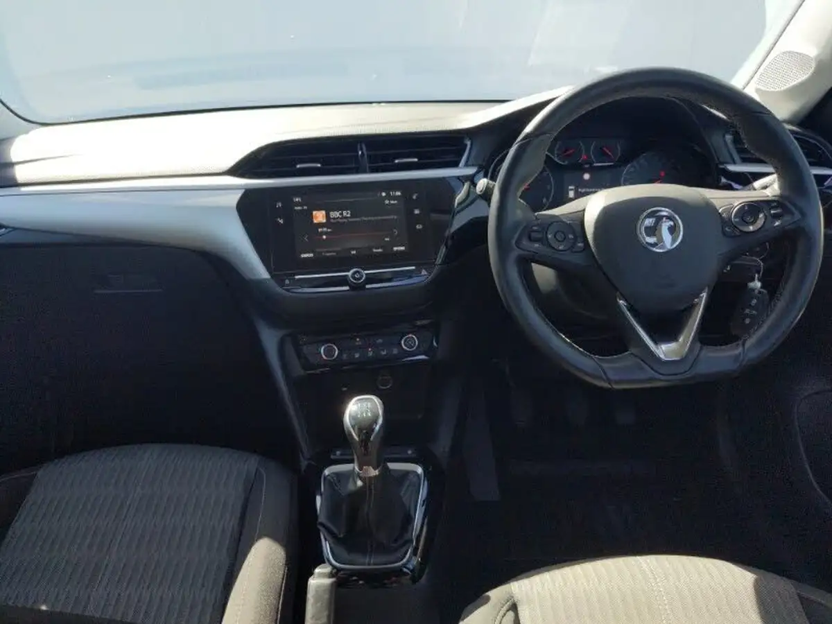2022-vauxhall-corsa-12i-se-edition-big-2