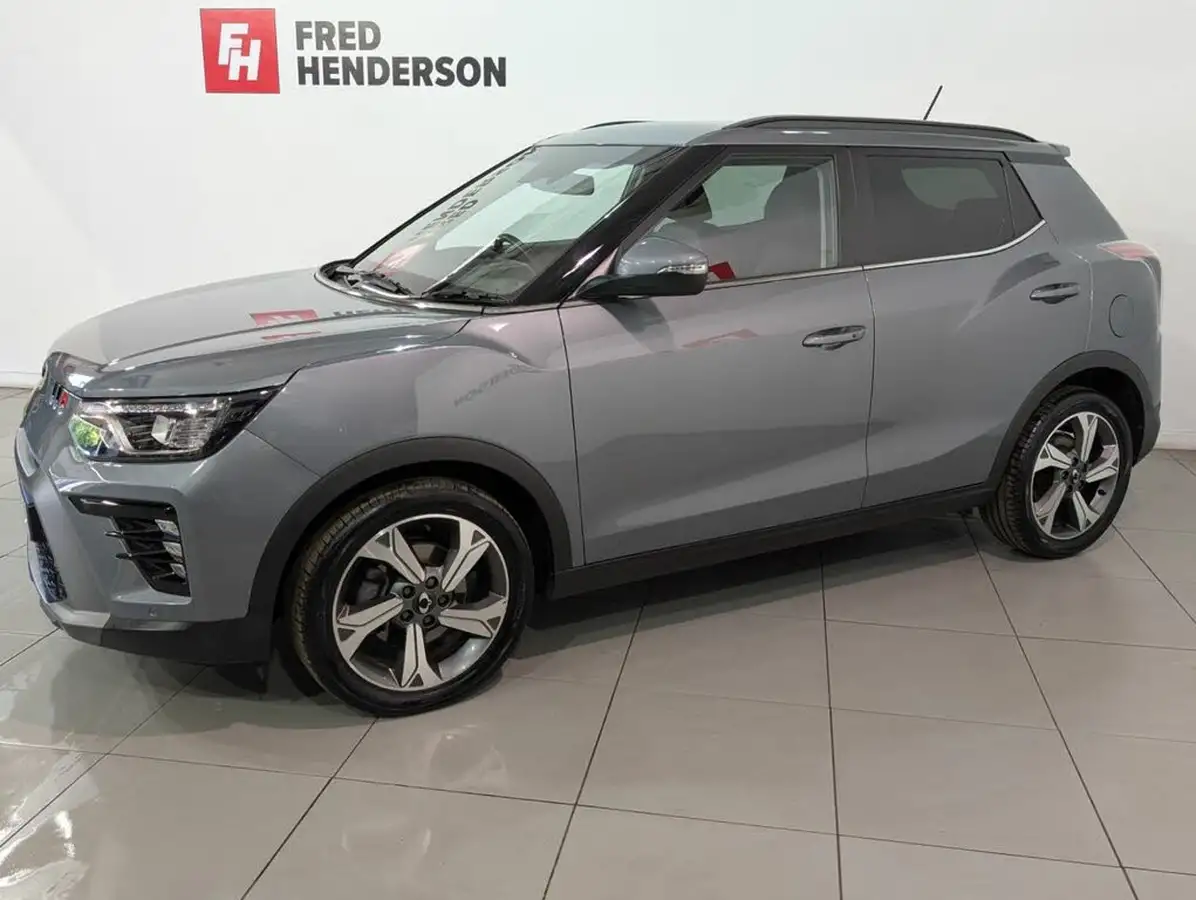 2024-kgm-ssangyong-tivoli-15-k40-big-2