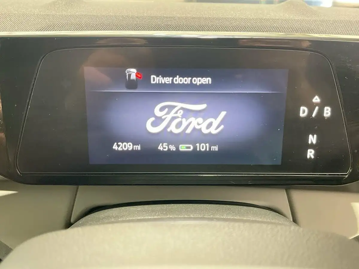 2024-ford-explorer-e-premium-286ps-77kwh-big-10