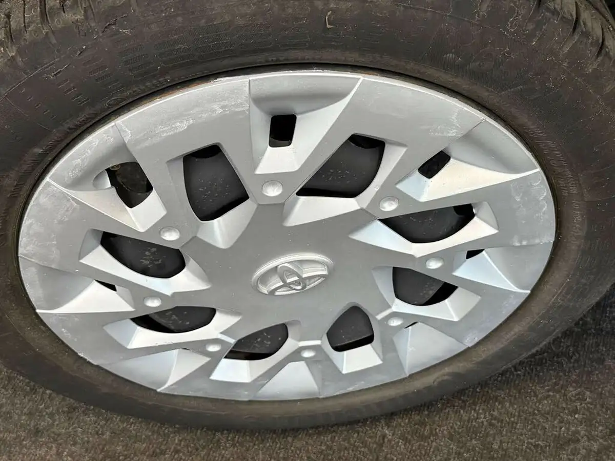 2021-toyota-aygo-10-vvt-i-x-play-tss-x-shift-big-33