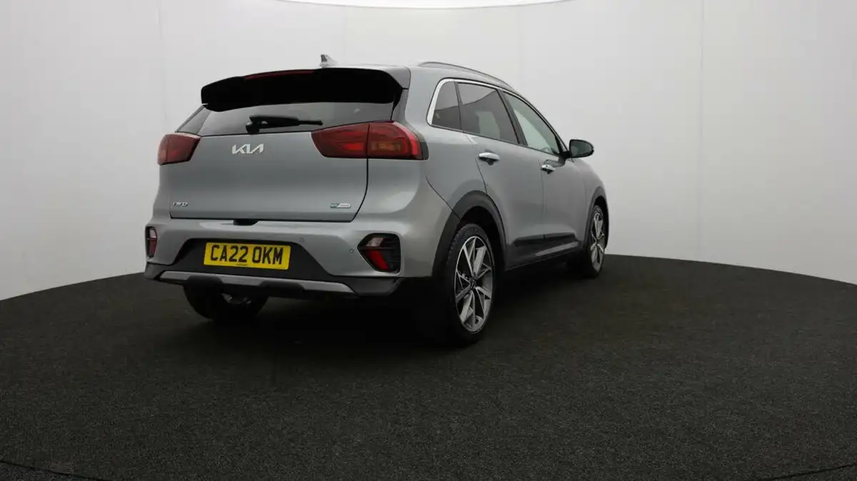 2022-kia-niro-16-gdi-3-156kwh-big-75