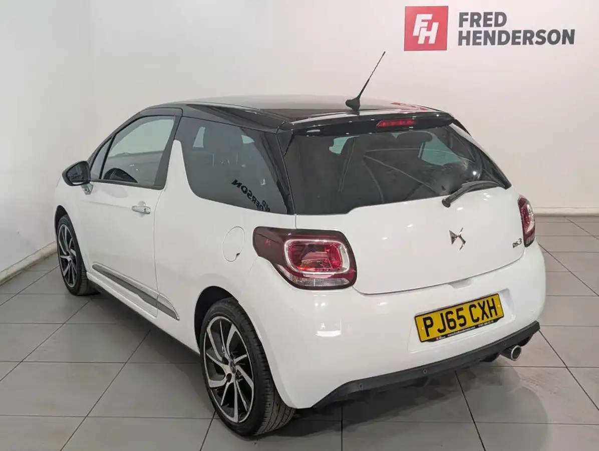 2015-ds-ds-3-16bluehdi-dstyle-nav-big-2