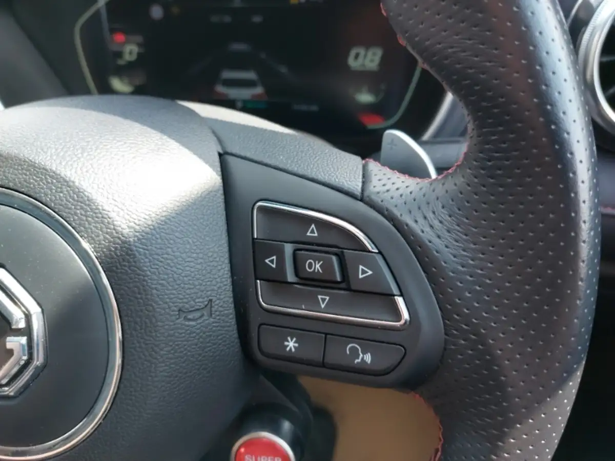 2020-jeep-compass-14-multiair-ii-limited-138bhp-big-13