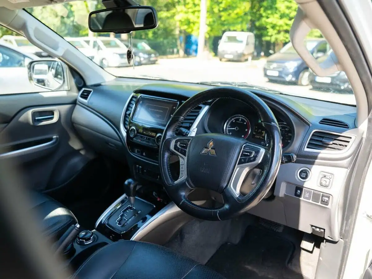 2019-mitsubishi-l200-24di-d-challenger-auto-big-35