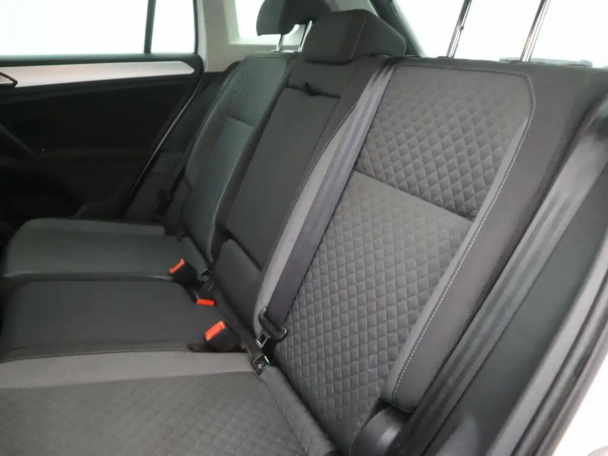 2019-volkswagen-tiguan-15-tsi-se-navigation-130ps-big-14