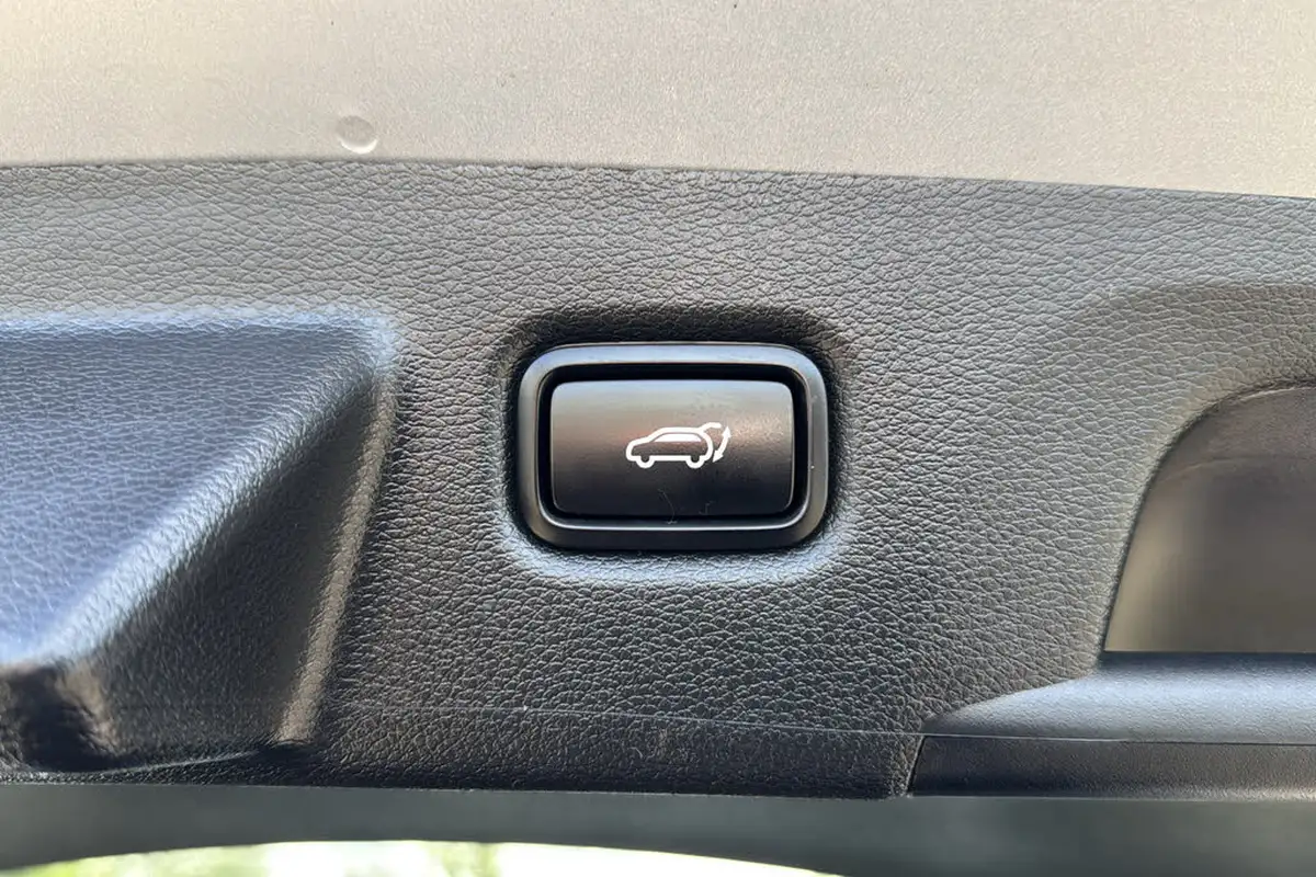 2022-kia-xceed-15-t-gdi-4-big-26