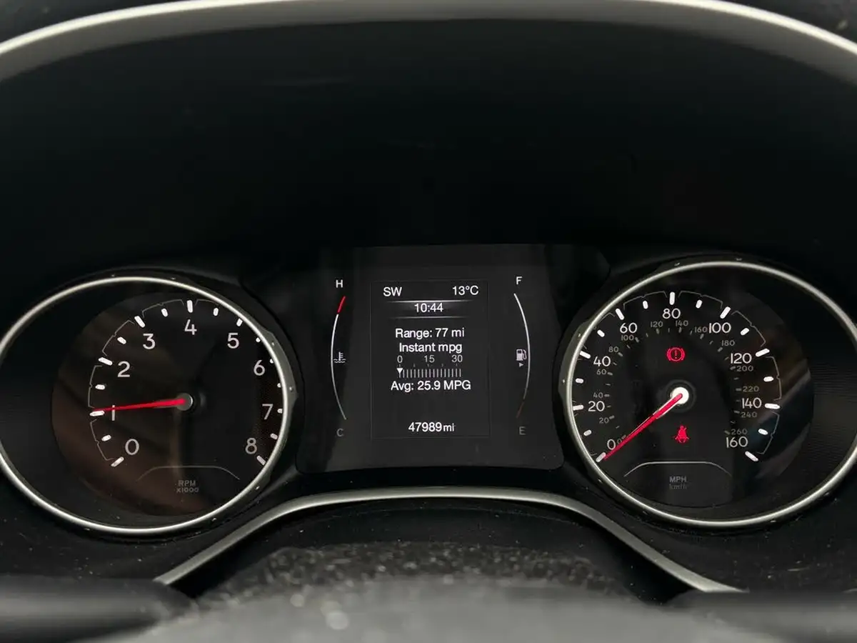 2019-jeep-compass-14-multiair-ii-longitude-big-18