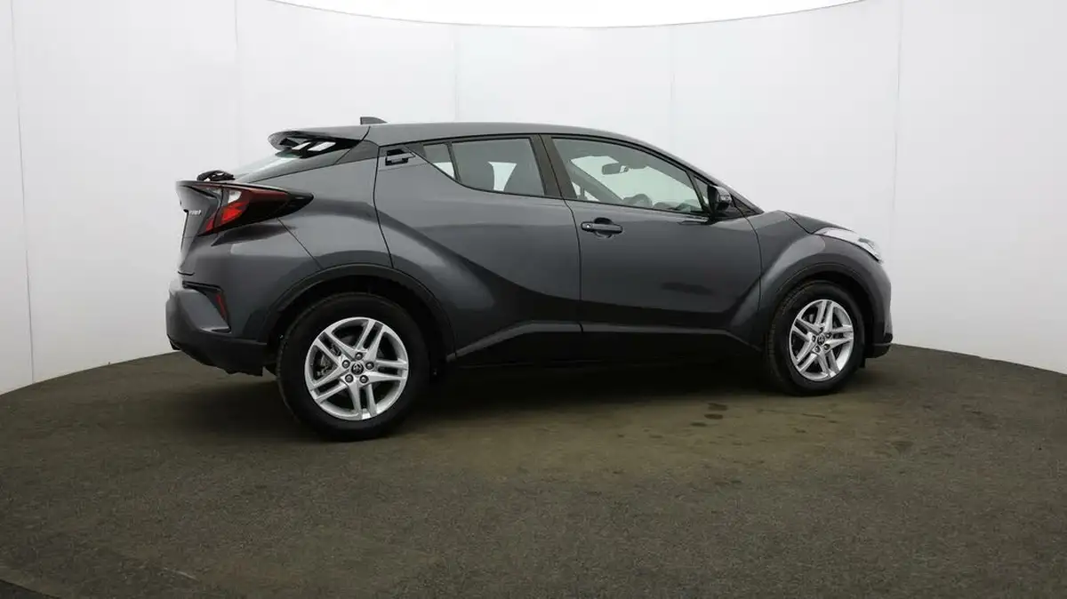 2022-toyota-c-hr-18-vvt-i-icon-big-55