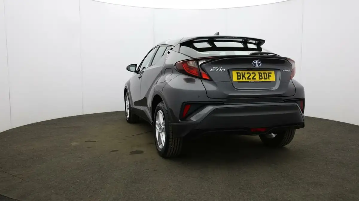 2022-toyota-c-hr-18-vvt-i-icon-big-31