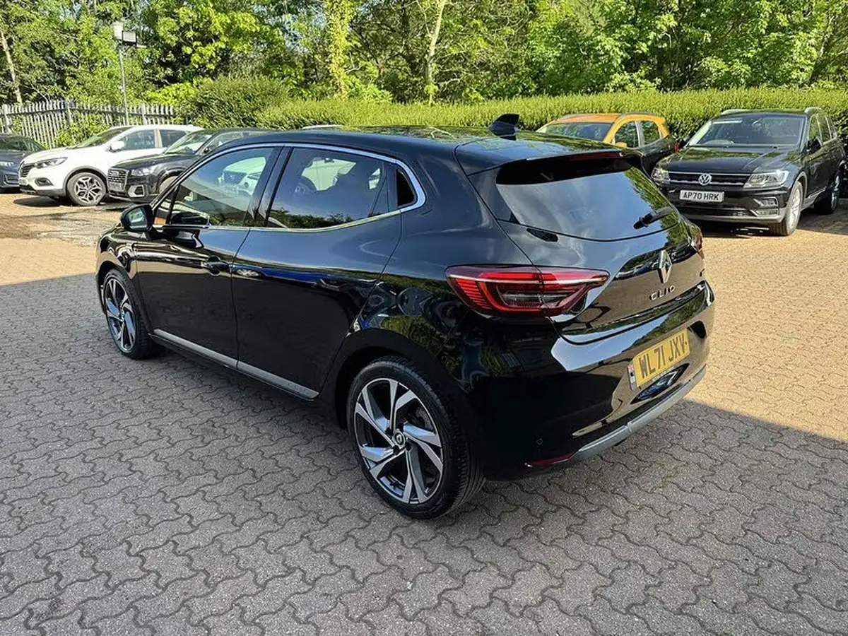 2022-renault-clio-16-rs-line-140ps-rs-line-e-tech-hybrid-big-2