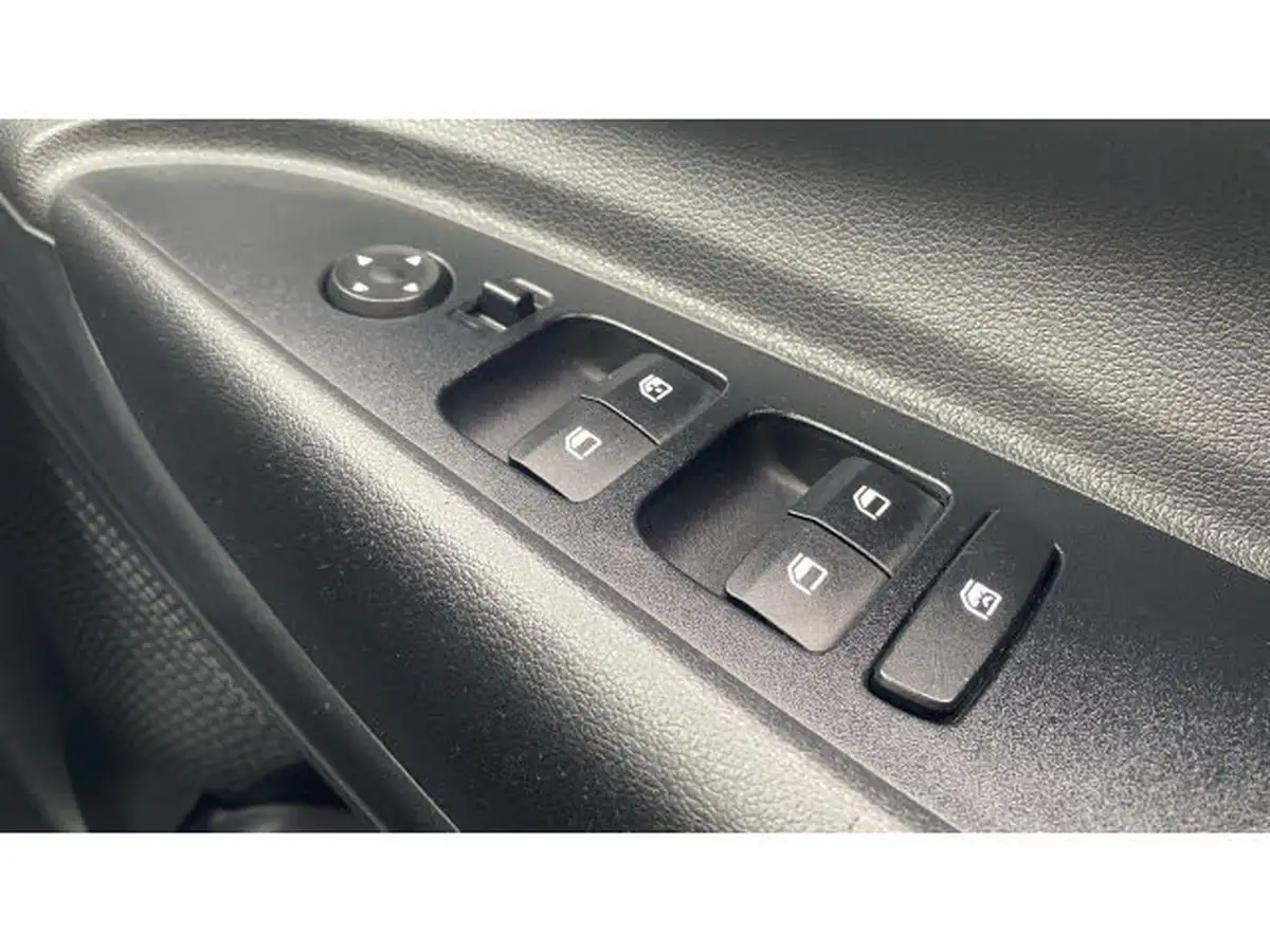 2021-hyundai-i20-10-t-gdi-element-big-20