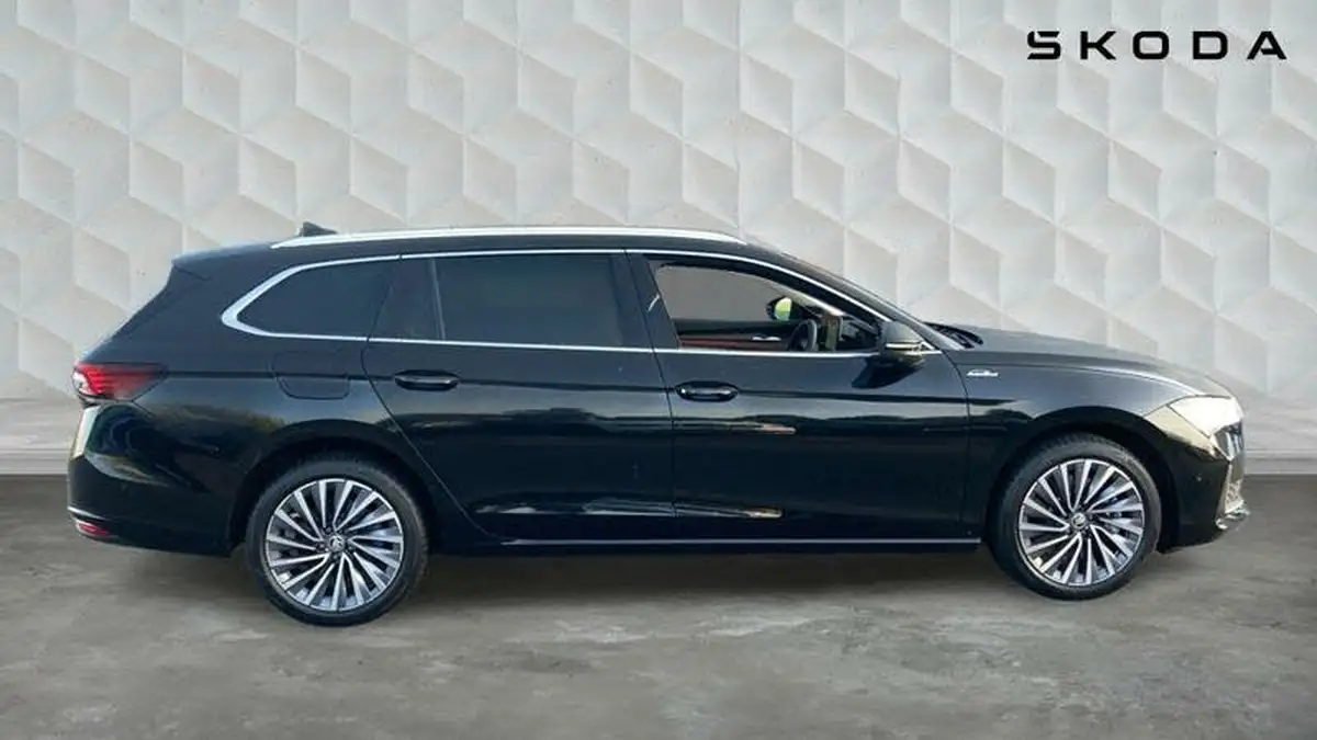 2025-skoda-superb-20tdi-laurin-klement-193ps-4x4-estate-big-3