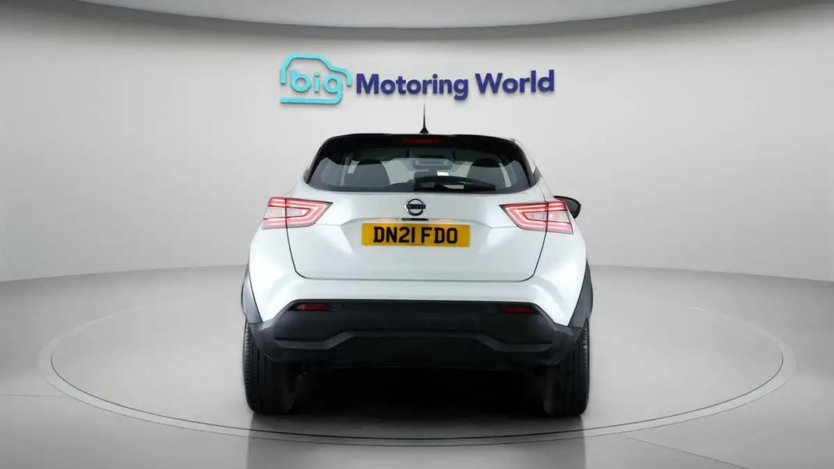 2021-nissan-juke-10-dig-t-visia-big-6