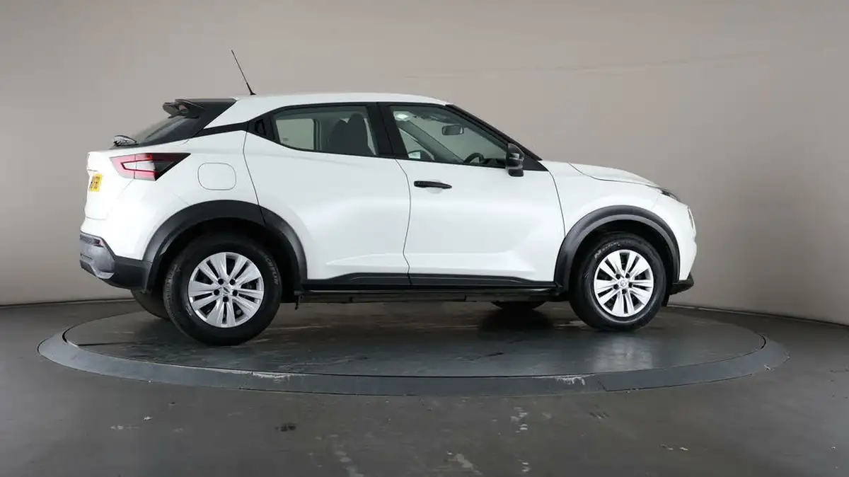 2021-nissan-juke-10-dig-t-visia-big-58