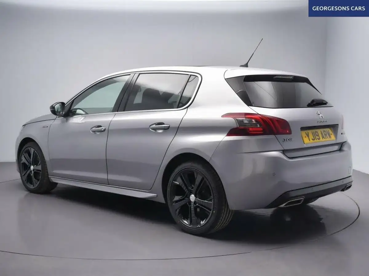 2019-peugeot-308-15-bluehdi-gt-line-big-1
