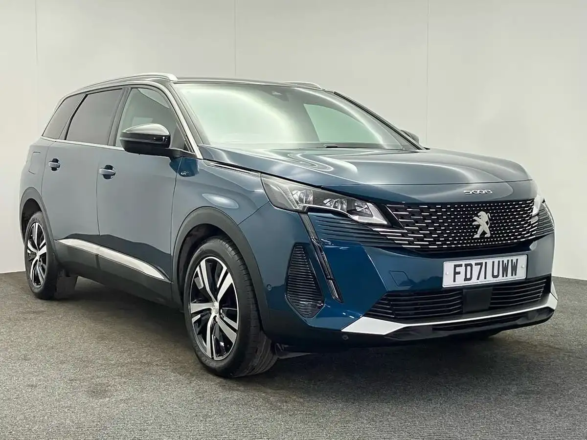 2022-peugeot-5008-suv-20-bluehdi-gt-180bhp-big-52