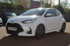 2022-toyota-yaris-15-vvt-i-design-small-8