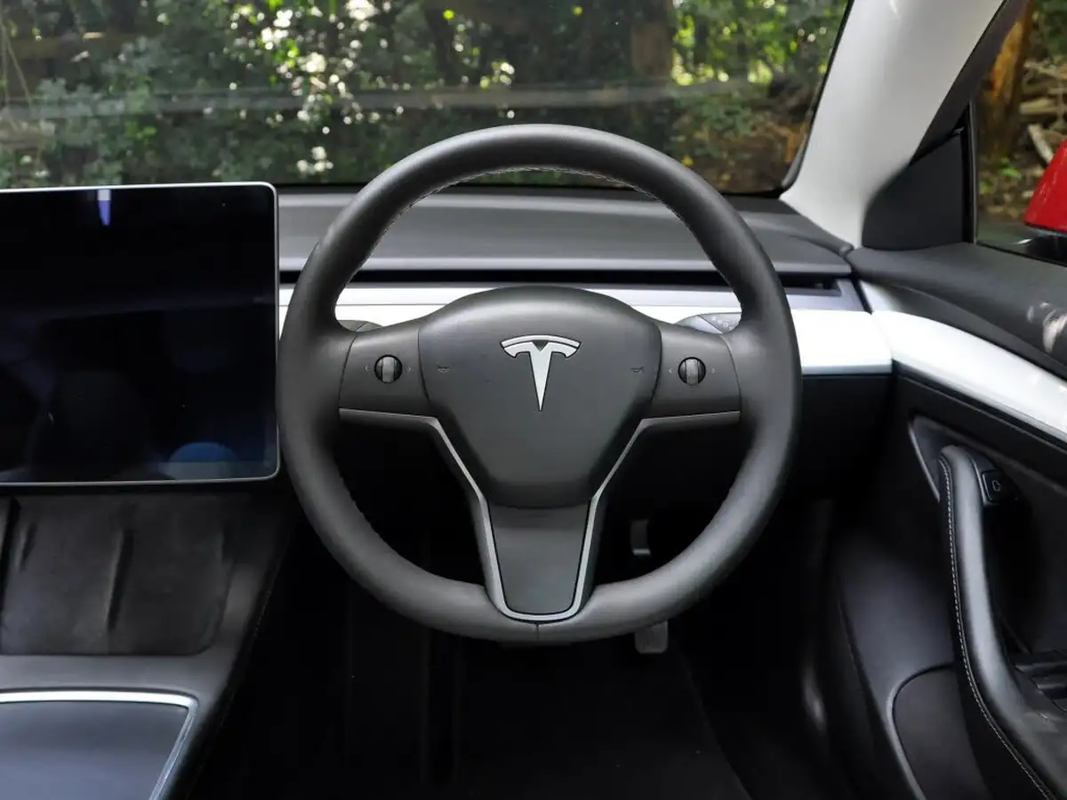 2021-tesla-model-3-e-long-range-4x4-big-51