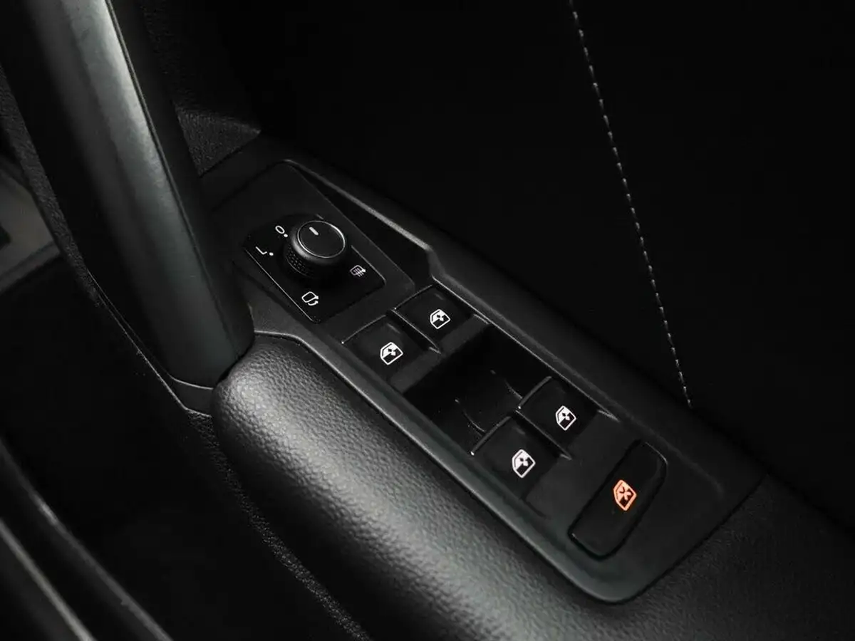 2019-volkswagen-tiguan-20tdi-r-line-tech-150ps-dsg-big-41