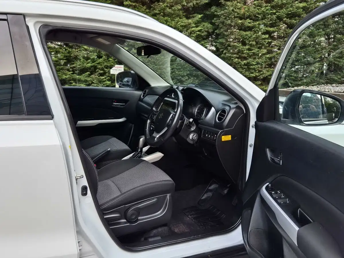 2017-suzuki-vitara-16-sz-t-auto-big-39