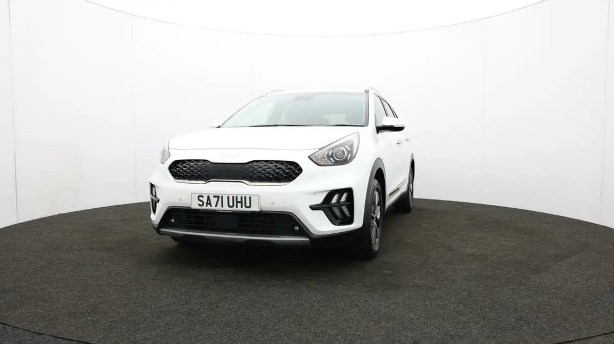 2021-kia-niro-16-gdi-phev-3-42in-cluster-big-58