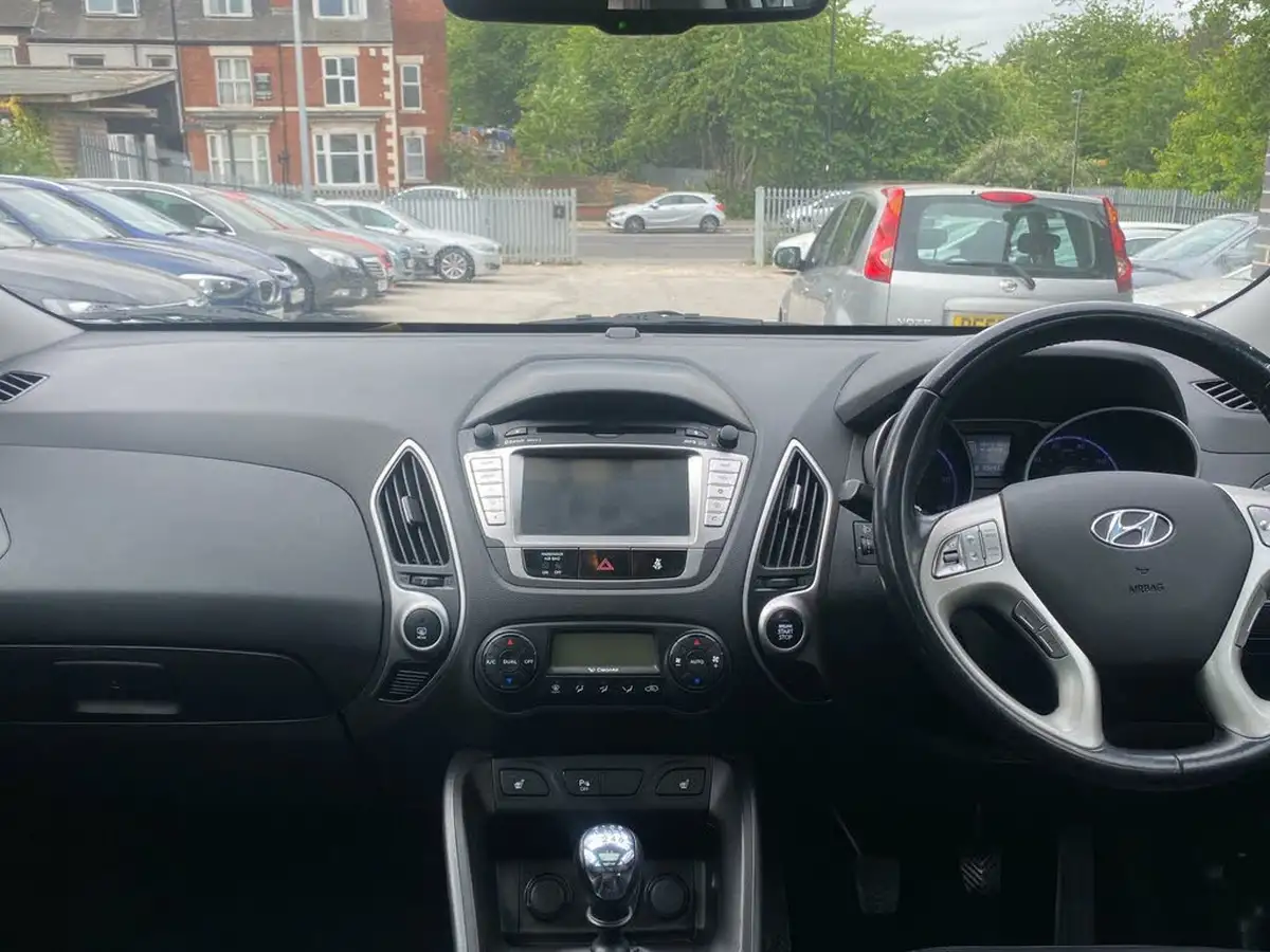 2013-hyundai-ix35-17td-premium-16v-2wd-big-27