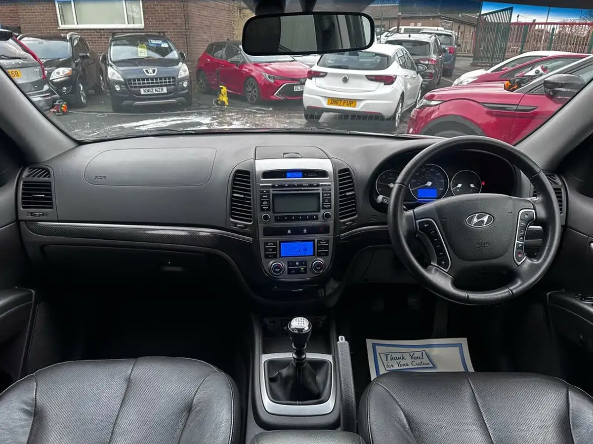 2012-hyundai-santa-fe-22td-premium-5st-big-23