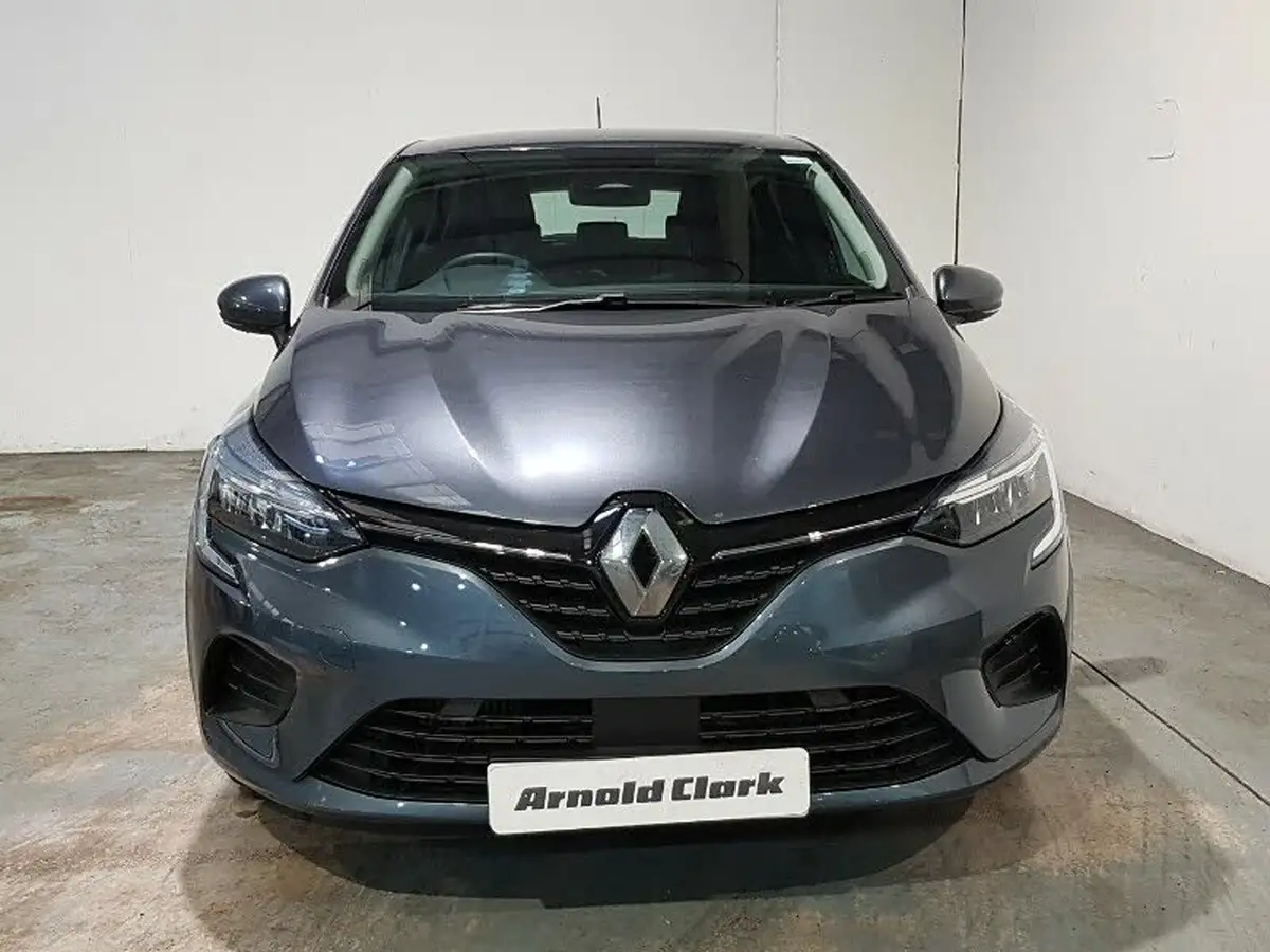 2021-renault-clio-10-tce-iconic-edition-big-11
